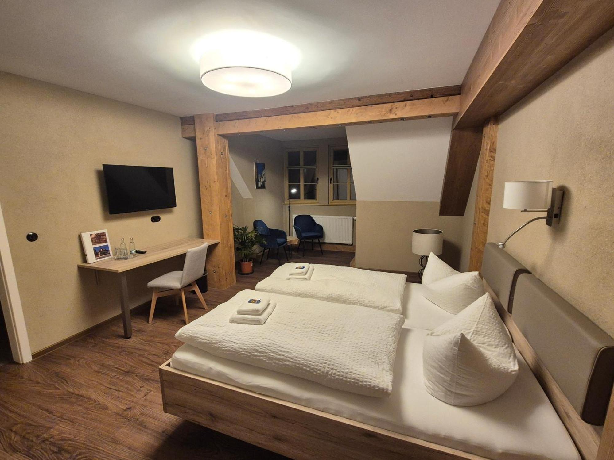 Teutsche Schule Hotell Schleusingen Eksteriør bilde
